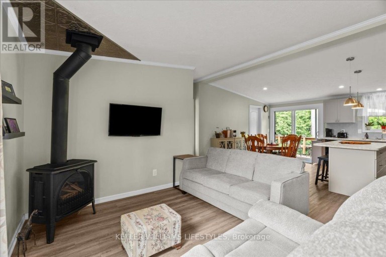 13 KELLESTINE DRIVE, Strathroy-Caradoc (SE), Ontario, N7G0C5