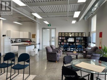 405 - 501 ALLIANCE AVENUE Toronto (Rockcliffe-Smythe) Ontario photo 1