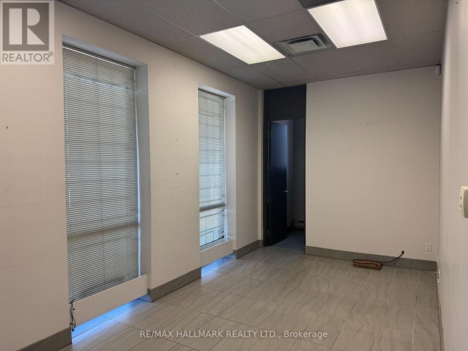 2A - 25 VANLEY CRESCENT, Toronto (York University Heights), Ontario, M3J2B7