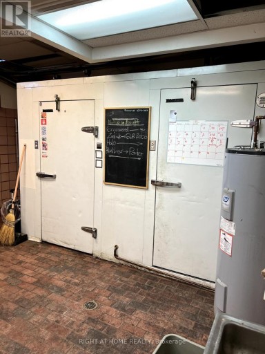 753 QUEEN STREET E, Toronto (South Riverdale), Ontario, M4M1H3