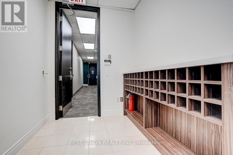 312 - 7800 WOODBINE AVENUE, Markham (Milliken Mills West), Ontario, L3R2N7