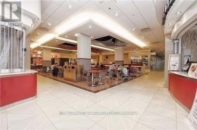 58 - 384 YONGE STREET Toronto (Bay Street Corridor) Ontario photo 4