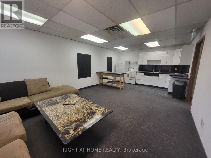 A - 110 CIDERMILL AVENUE, Vaughan (Concord), Ontario, L4K4L9