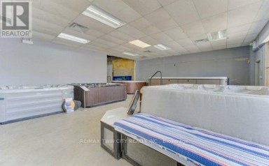 40 LANCASTER STREET W Kitchener Ontario photo 7