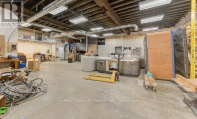 40 LANCASTER STREET W Kitchener Ontario photo 8