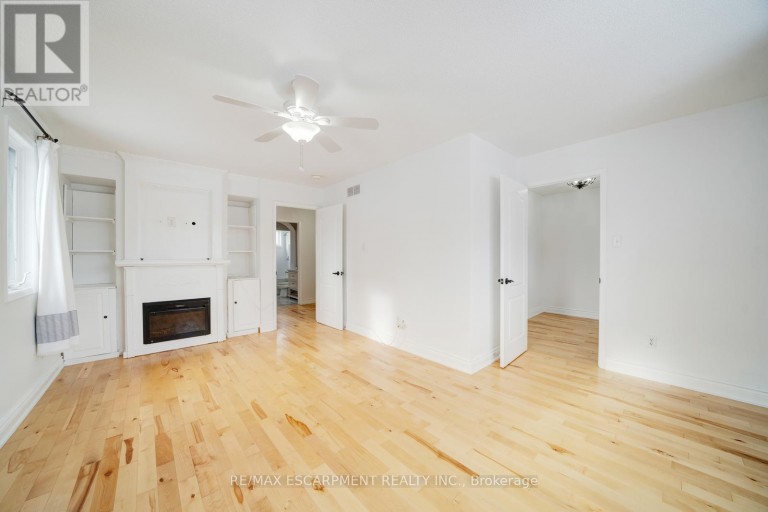 108 OLDE BAYVIEW AVENUE, Richmond Hill (Oak Ridges Lake Wilcox), Ontario, L4E3C7