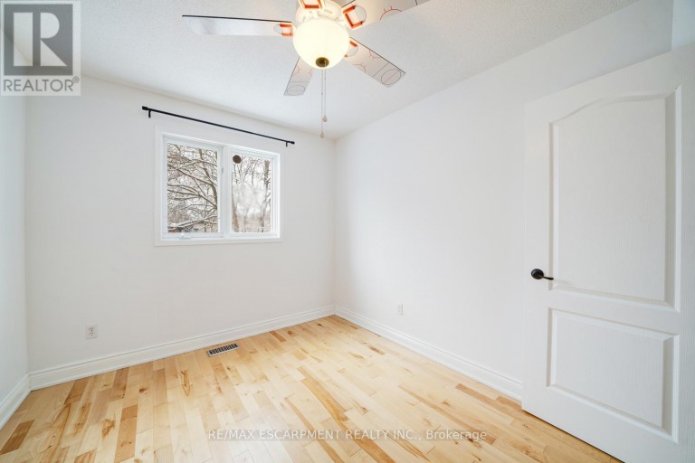 108 OLDE BAYVIEW AVENUE, Richmond Hill (Oak Ridges Lake Wilcox), Ontario, L4E3C7