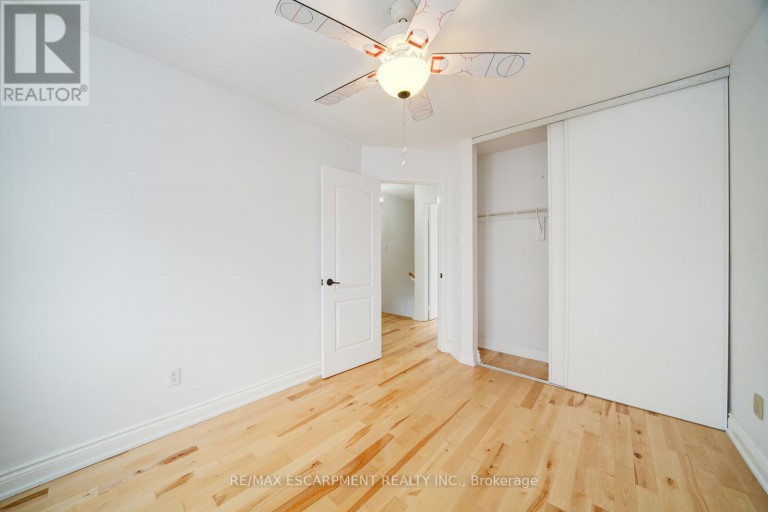 108 OLDE BAYVIEW AVENUE, Richmond Hill (Oak Ridges Lake Wilcox), Ontario, L4E3C7