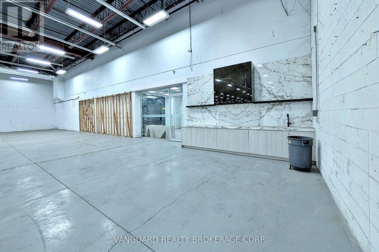 3 - 7941 JANE STREET, Vaughan (Concord), Ontario, L4K4L6