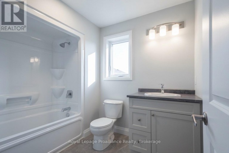 44 MACKENZIE JOHN CRESCENT, Brighton, Ontario, K0K1H0