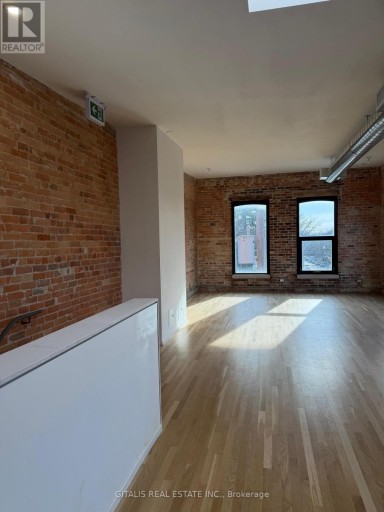 3RD FLOOR - 972 QUEEN STREET E, Toronto (South Riverdale), Ontario, M4M1K1