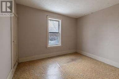 432 ERIE STREET Stratford Ontario photo 18