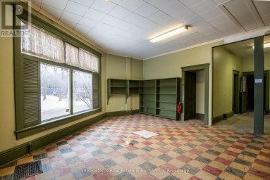 432 ERIE STREET Stratford Ontario photo 7