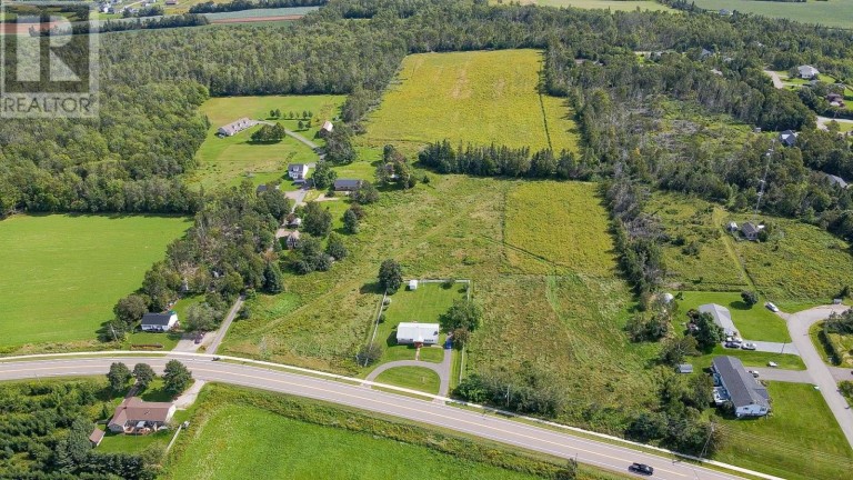 6 Dairy Lane, Stratford, Prince Edward Island, C1C0B7