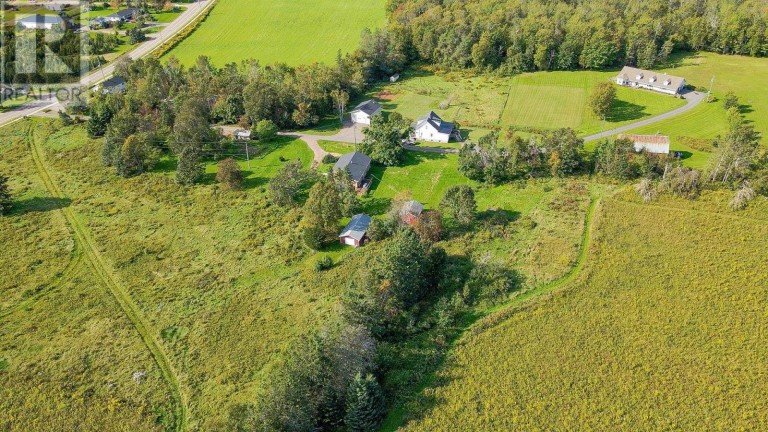 6 Dairy Lane, Stratford, Prince Edward Island, C1C0B7