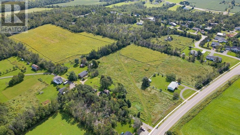 6 Dairy Lane, Stratford, Prince Edward Island, C1C0B7