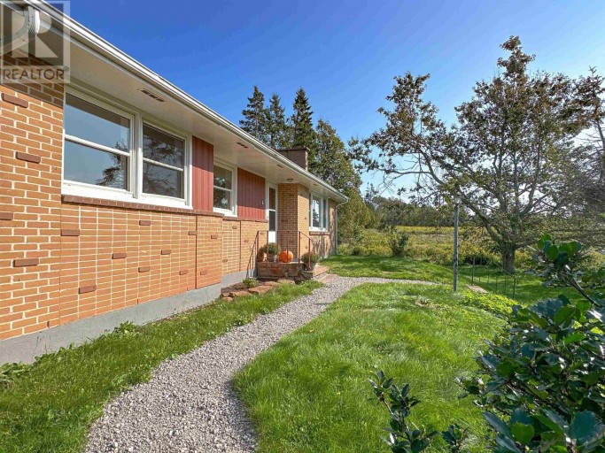 6 Dairy Lane, Stratford, Prince Edward Island, C1C0B7