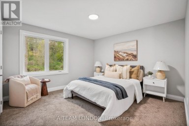 93 THE PROMENADE Central Elgin (Port Stanley) Ontario photo 6