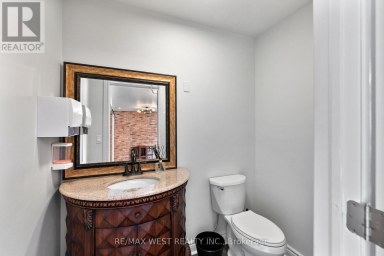 839 ERIE STREET E Windsor Ontario photo 24