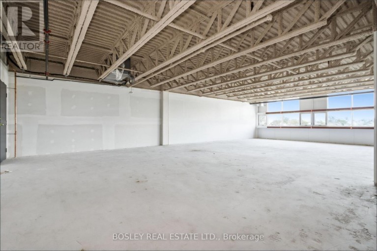 208 - 45 INDUSTRIAL STREET, Toronto (Leaside), Ontario, M4G1Z2