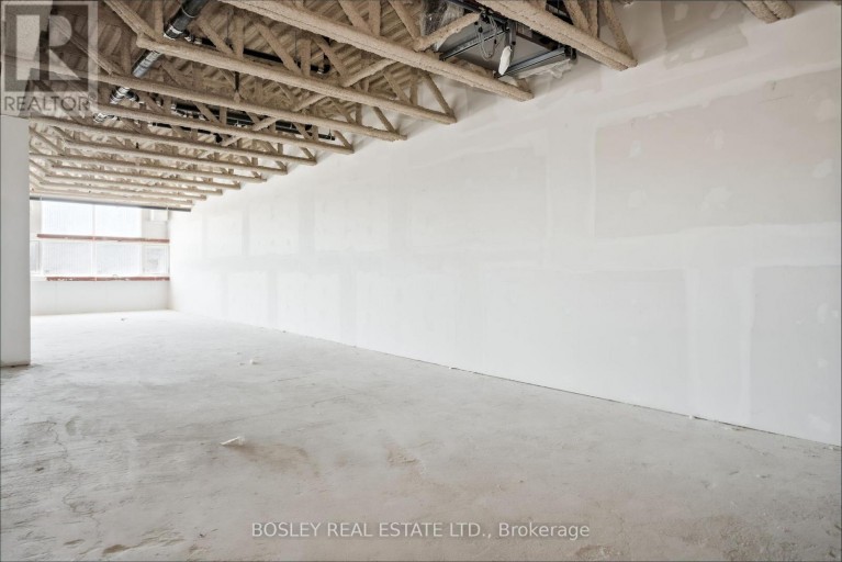 208 - 45 INDUSTRIAL STREET, Toronto (Leaside), Ontario, M4G1Z2