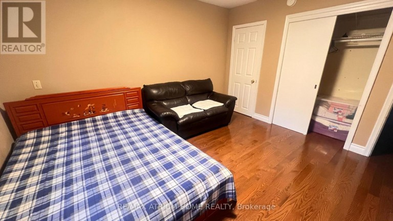 A1 - 949 WILLOWDALE AVENUE, Toronto (Newtonbrook East), Ontario, M2M3C3