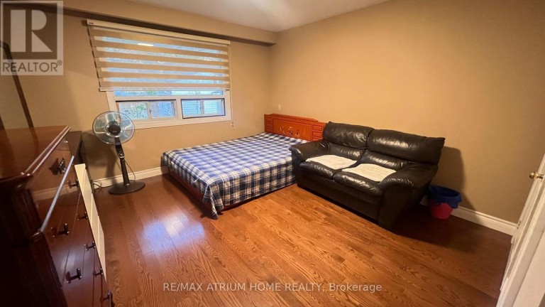 A1 - 949 WILLOWDALE AVENUE, Toronto (Newtonbrook East), Ontario, M2M3C3