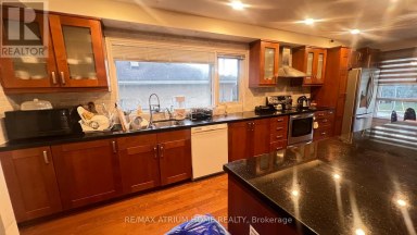 A1 - 949 WILLOWDALE AVENUE Toronto (Newtonbrook East) Ontario photo 3