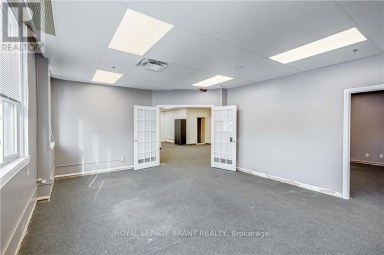 D - 148 MOHAWK STREET Brantford Ontario photo 17