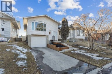 65 Tararidge Close NE Calgary Alberta photo 2