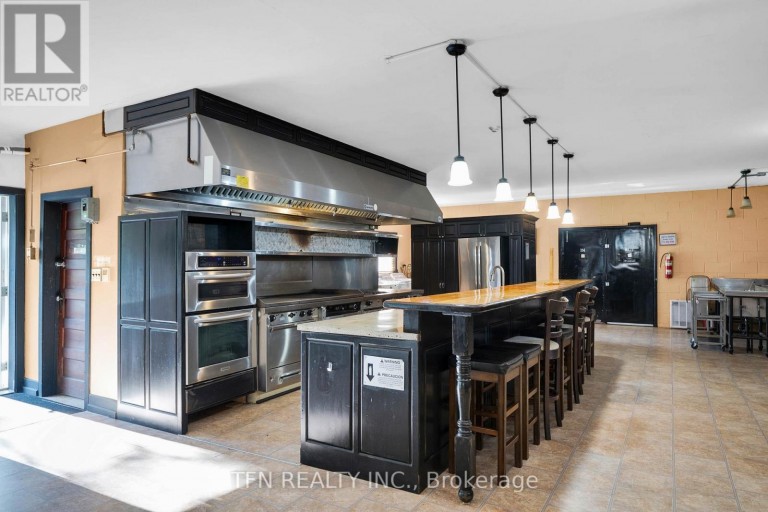 1585 PORT STANTON PARKWAY, Severn, Ontario, P0E1N0