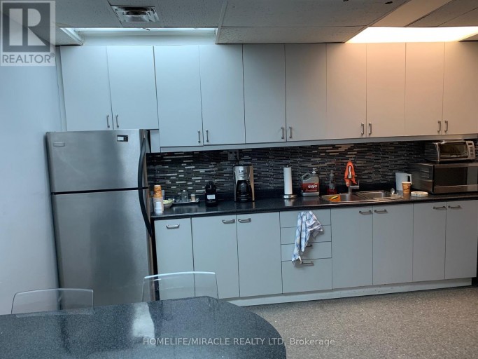 73 MILLWICK DRIVE, Toronto (Humber Summit), Ontario, M9L1Y4