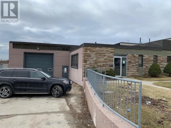 73 MILLWICK DRIVE Toronto (Humber Summit) Ontario photo 3