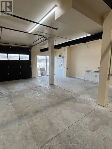 18 MAIN LEVEL - 587 HANLON CREEK BOULEVARD, Guelph (Kortright Hills), Ontario, N1C0A1