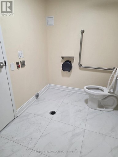 18 MAIN LEVEL - 587 HANLON CREEK BOULEVARD, Guelph (Kortright Hills), Ontario, N1C0A1