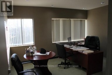 2475 TEDLO STREET Mississauga (Dixie) Ontario photo 3