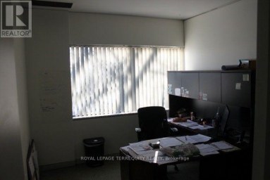 2475 TEDLO STREET Mississauga (Dixie) Ontario photo 6