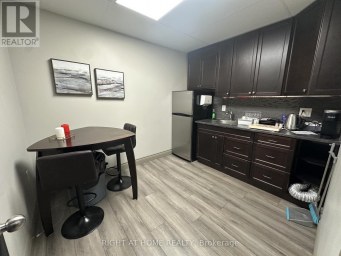 4 - 1228 GORHAM STREET Newmarket (Newmarket Industrial Park) Ontario photo 25