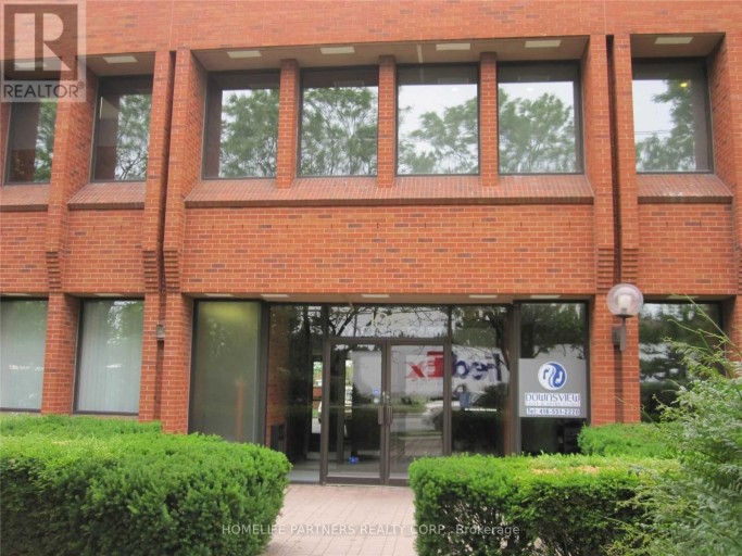 102 - 1013 WILSON AVENUE, Toronto (Downsview-Roding-CFB), Ontario, M3K1G1