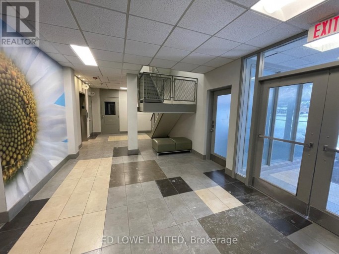210,206B,206D - 121 WELLINGTON STREET W, Barrie (Queen's Park), Ontario, L4N1L2