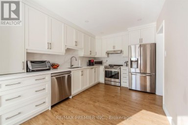17 VILLANDRY CRESCENT Vaughan (Maple) Ontario photo 10