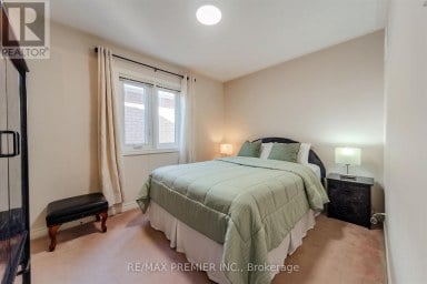 17 VILLANDRY CRESCENT Vaughan (Maple) Ontario photo 22
