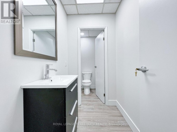 16B - 160 THE WESTWAY, Toronto (Kingsview Village-The Westway), Ontario, M9P2C1