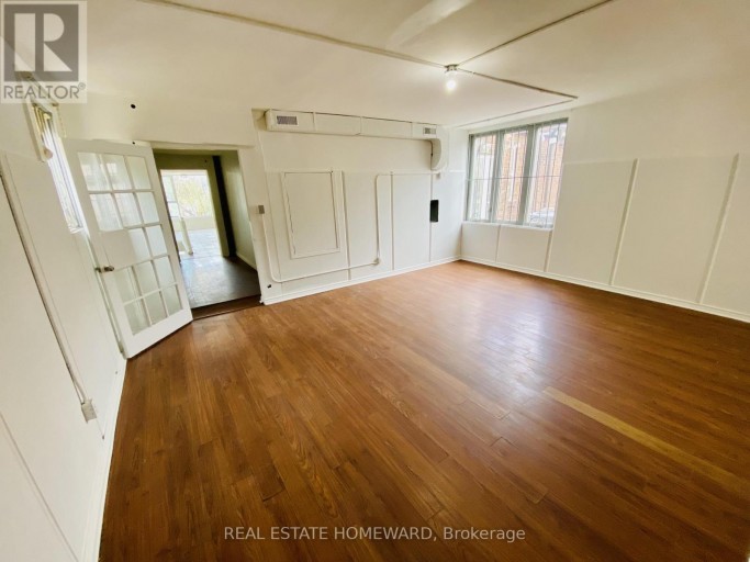 493A DANFORTH AVENUE, Toronto (North Riverdale), Ontario, M4K1P5