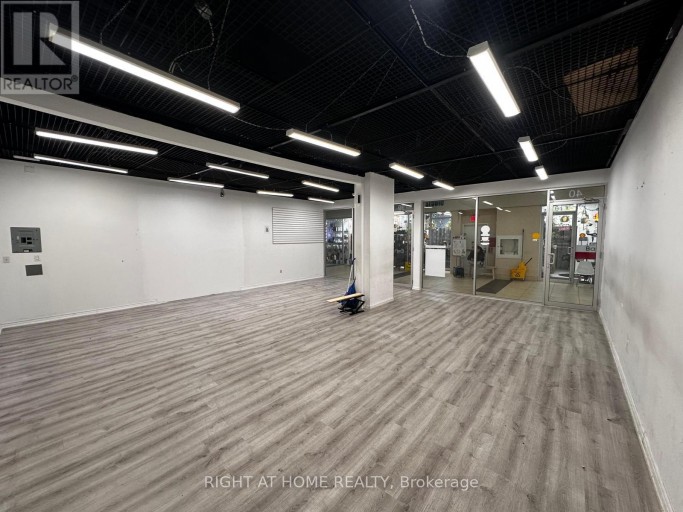 40 - 384 YONGE STREET, Toronto (Bay Street Corridor), Ontario, M5B1S8