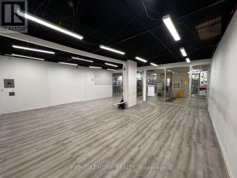 40 - 384 YONGE STREET Toronto (Bay Street Corridor) Ontario photo 7