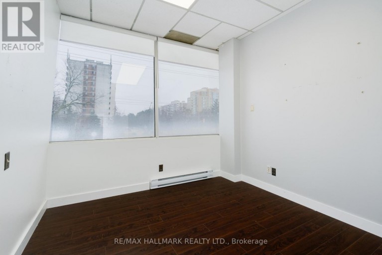 201 - 3420 FINCH AVENUE E, Toronto (L'Amoreaux), Ontario, M1W2R6