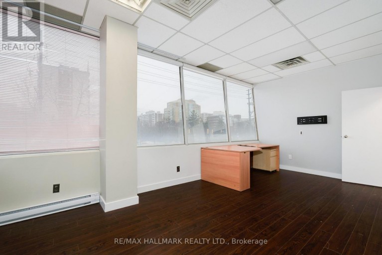 201 - 3420 FINCH AVENUE E, Toronto (L'Amoreaux), Ontario, M1W2R6