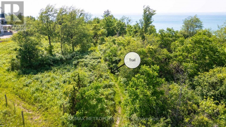 7023 BLUE COAST HEIGHTS, Plympton-Wyoming (Plympton Wyoming), Ontario, N0N1E0