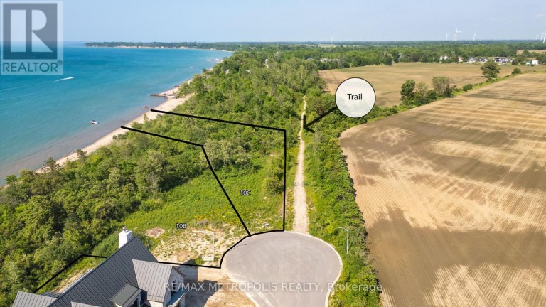 7015 BLUE COAST HEIGHTS, Plympton-Wyoming (Plympton Wyoming), Ontario, N0N1E0